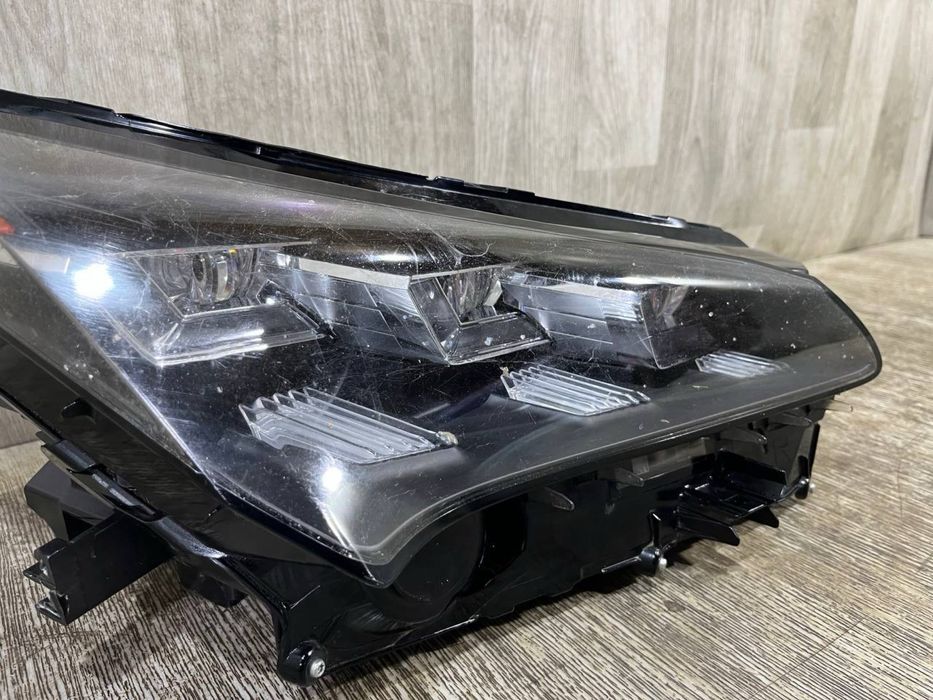 Фара передняя правая Lexus NX 1 / 2014 2015 2016 2017 г.