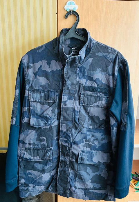 Куртка Nike Sportswear Nsw Camo Jacket 928621-475 цвет: мультиколор