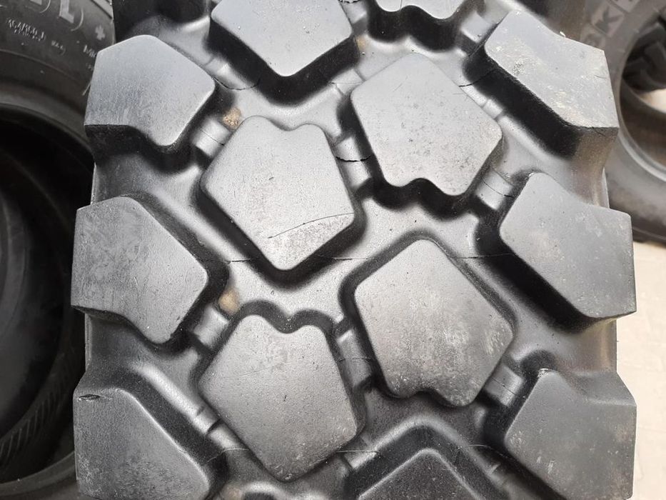 2x Opona używana przemysłowa 395/85R20 MICHELIN 1000zł(szt) W4433