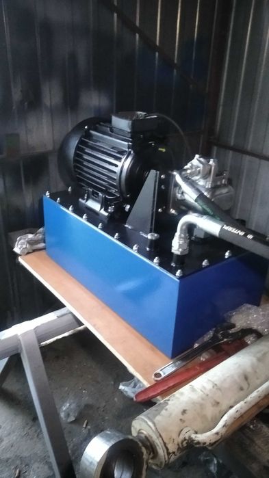 Sprzedam silnik,agregat, 
 hydrauliczny.silnik elektryczny 5,5kw.