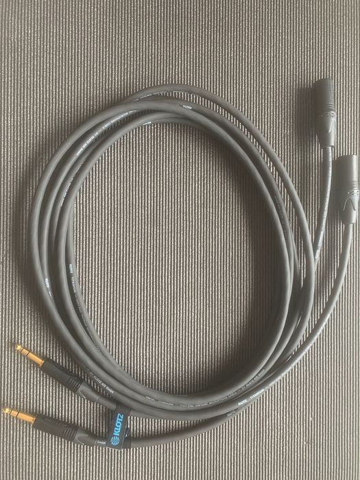 2 Cabos Klotz Titanium TRS-XLRm de 3 metros