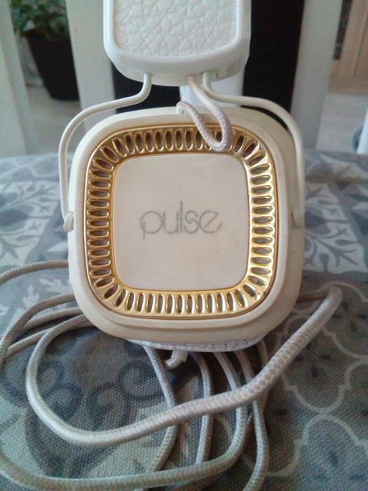 Słuchawki białe pulse