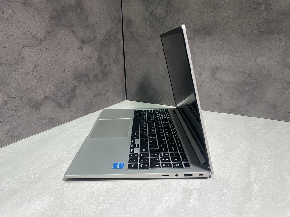 Ноутбук Samsung NP750XED-KC1SE 15.6" на відновлення! N3008