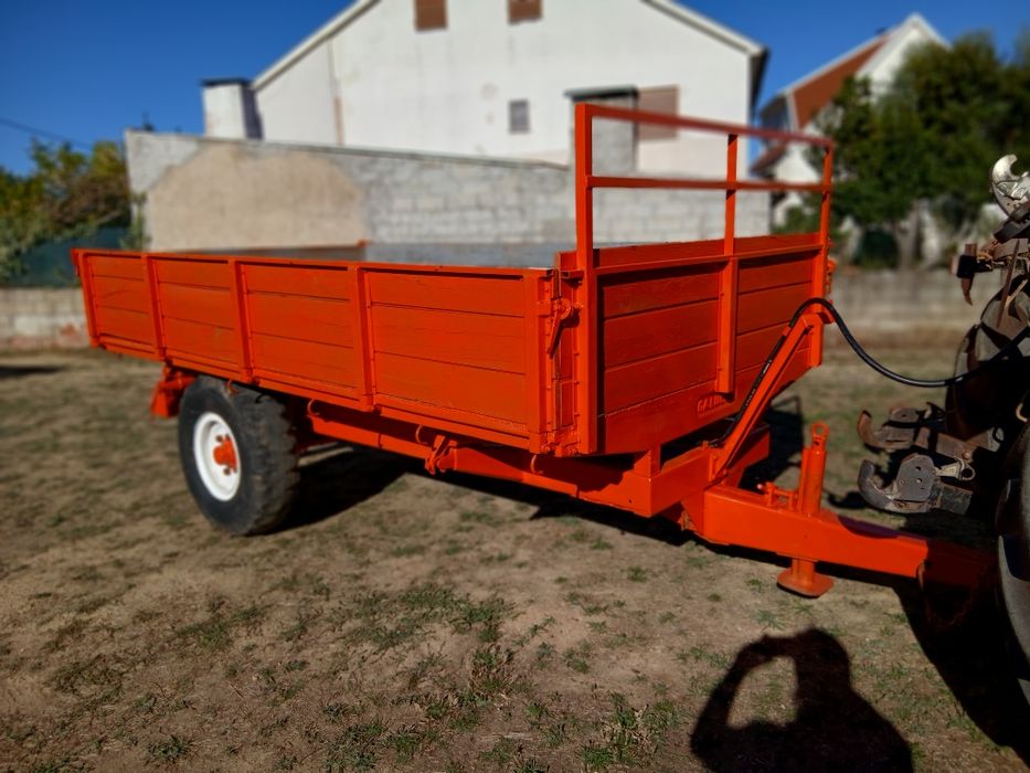Reboques agrícolas galucho basculantes64862874348675122