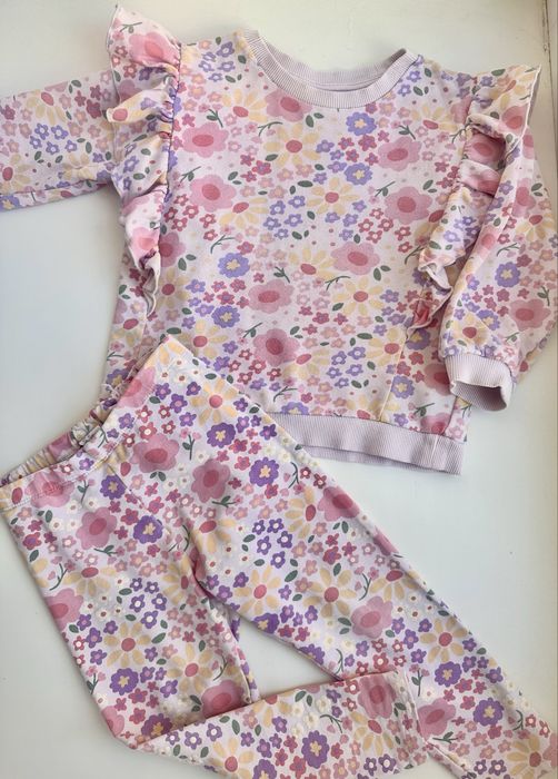 Костюмчик 2-3роки. Набір комплект труси-шорти. Колготки, футболочки