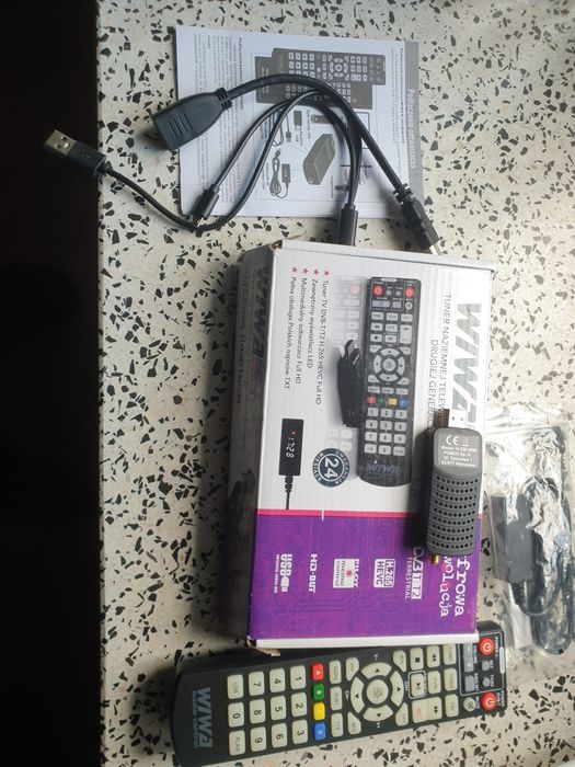 Dekoder DVB T2 nowy na gwarancji