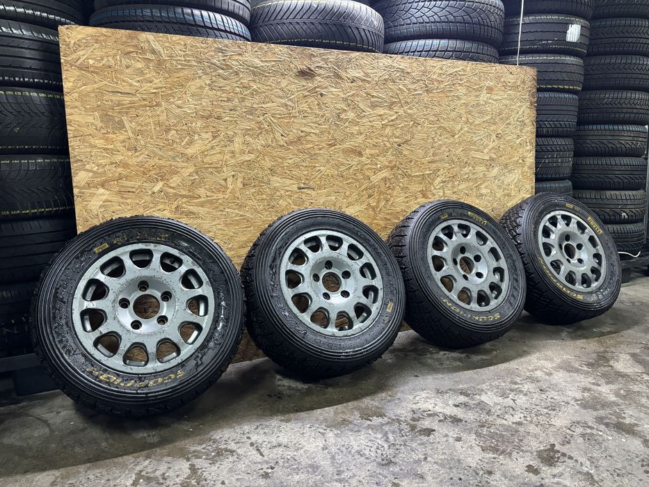 Jantes Rally WRC de terra oficiais em 15 5x130 c/ pneus Pirelli
