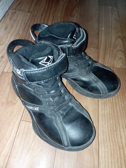 Зимние кроссовки на мальчика