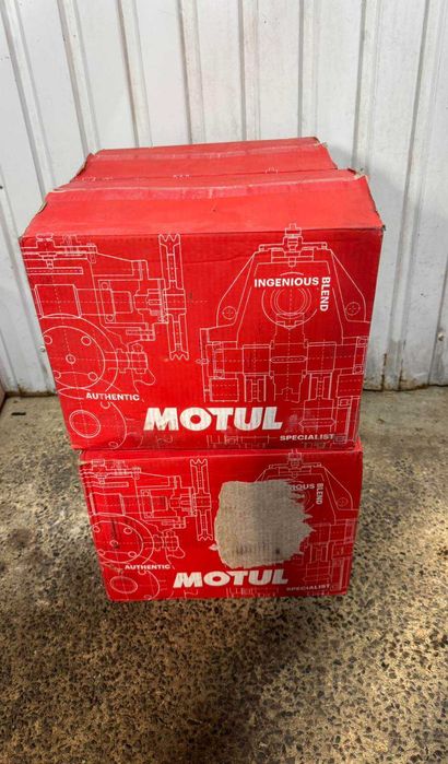 Моторне масло для 2 тактних двигунів Motul 800 FACTORY LINE OFF ROAD