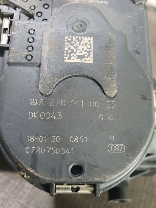 Заслонка дросельна Mercedes-Benz w205 w210 glc gle 2.0 om274 бензин