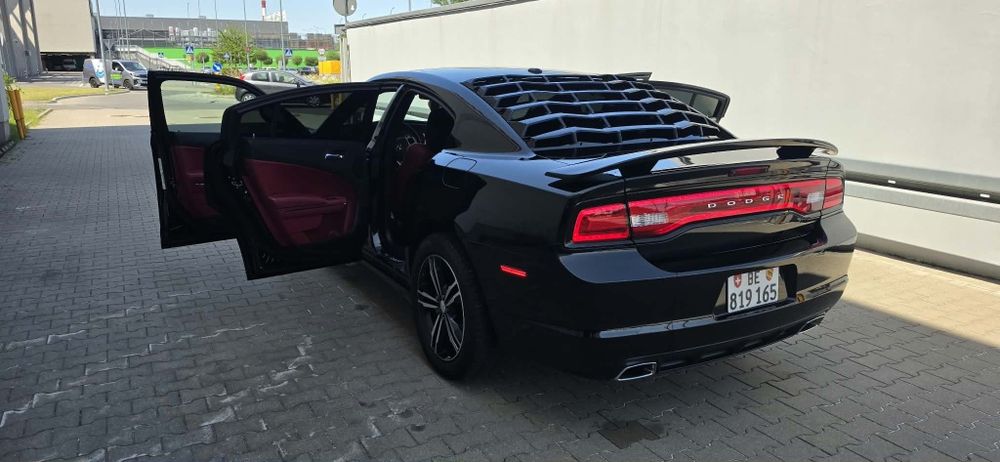 Wynajem auta do ślubu, dodge Charger