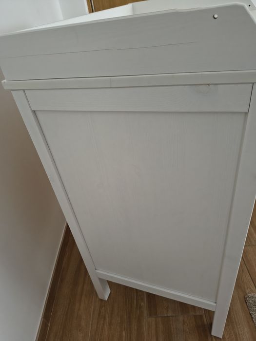 Móvel muda-fraldas IKEA branco com 2 gavetas