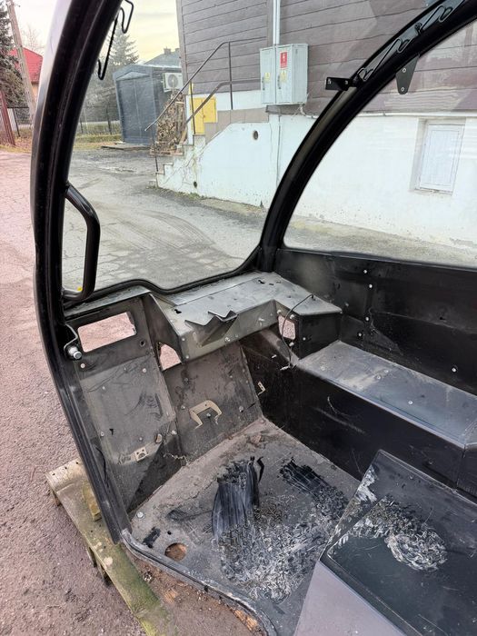 Kabina Manitou MLT 741-140 V+