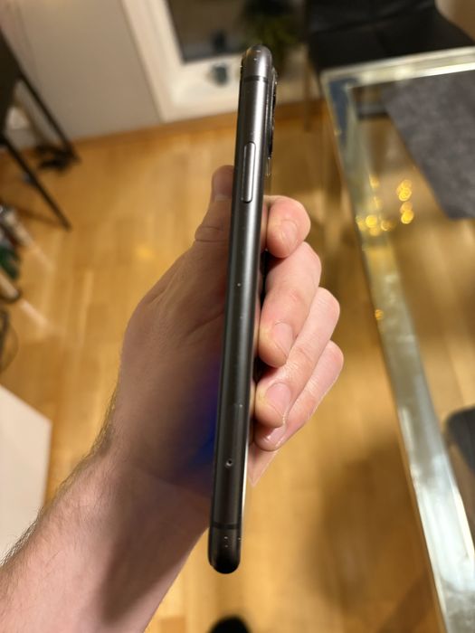 Iphone 11 Black 64 gb