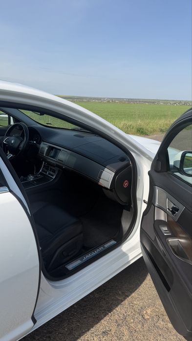 Продам Jaguar XF 2014