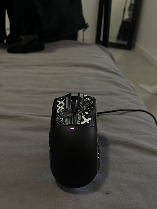 Rato Gaming com fio + base como novo