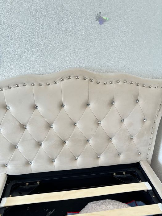 Cama de solteiro veludo beje Beliani 90/200 cm