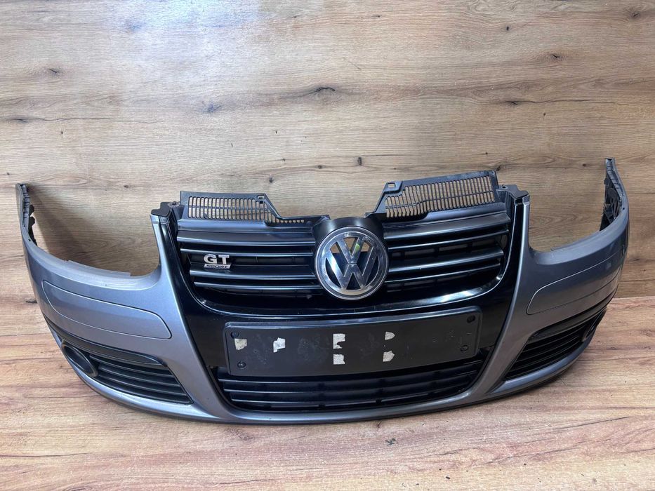 Zderzak przedni Volkswagen Golf 5 kombi kolor la7t