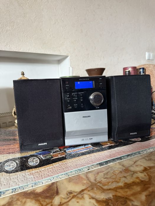 Музичний Центр Philips MCM 1120 / USB / CD / FM / Пульт