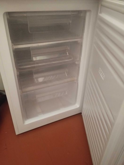 Терміново продам морозильну камеру