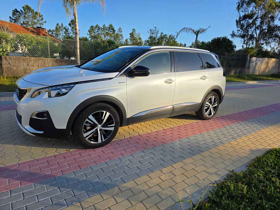 Vendo Peugeot 5008 GT Line 1.5 HDI - 7 Lugares