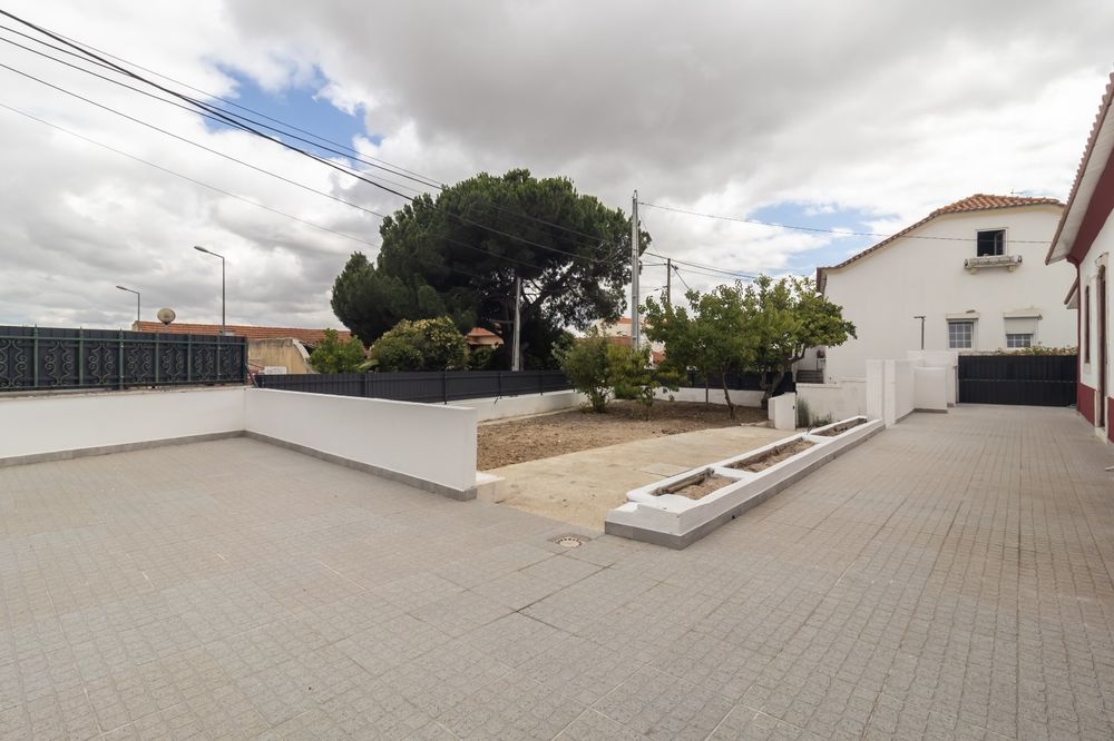 Moradia T2 totalmente remodelada