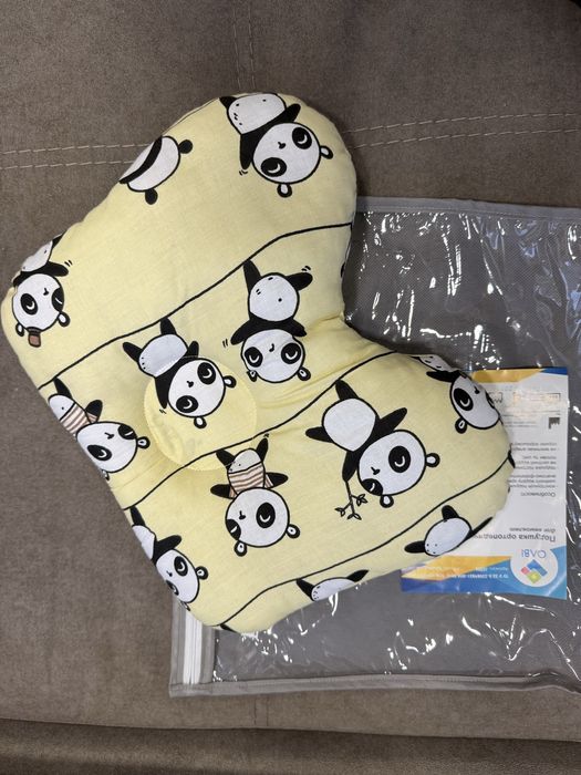 Ортопедична дитяча подушка