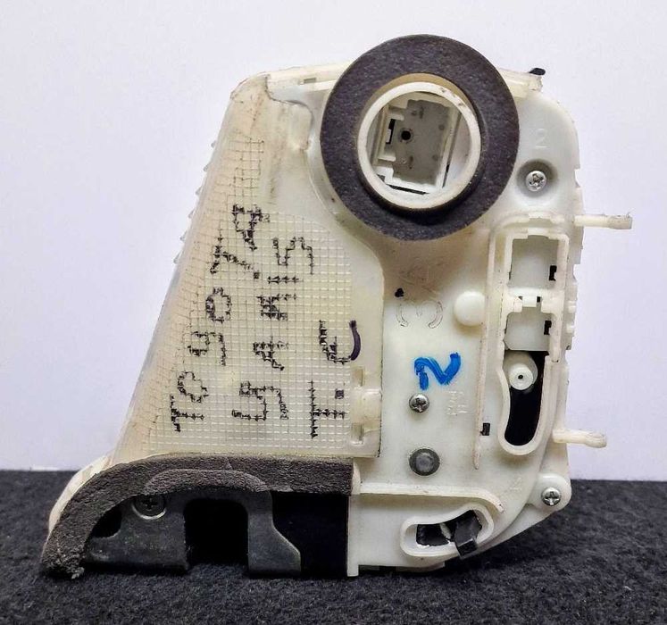 Fechadura / Fecho Porta Trás Esquerdo - TOYOTA YARIS