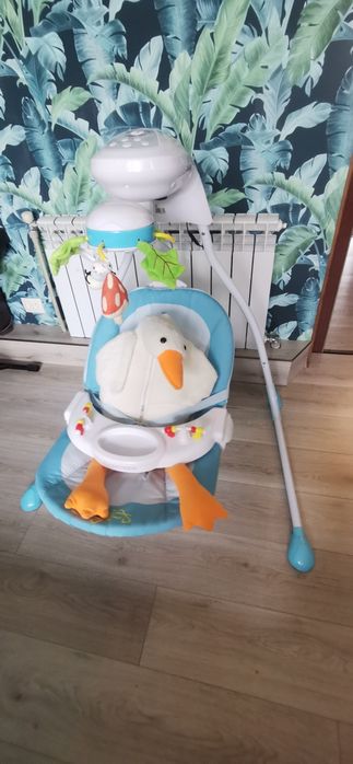 **Продам крісло-гойдалку Caretero Bugies Blue (б/в)**