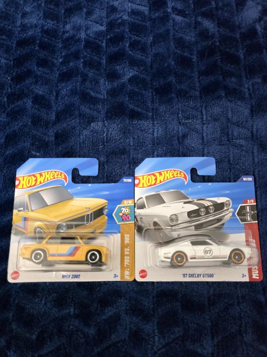 Zestaw Hot Wheels BMW 2002 Shelby GT500