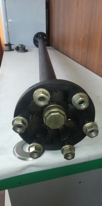 Вісь на причіп з ступицями Газель