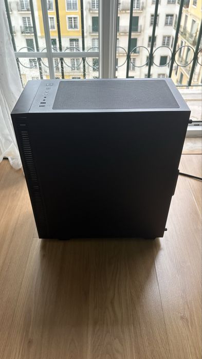 OPORTUNIDADE - Desktop Gaming em excelente estado