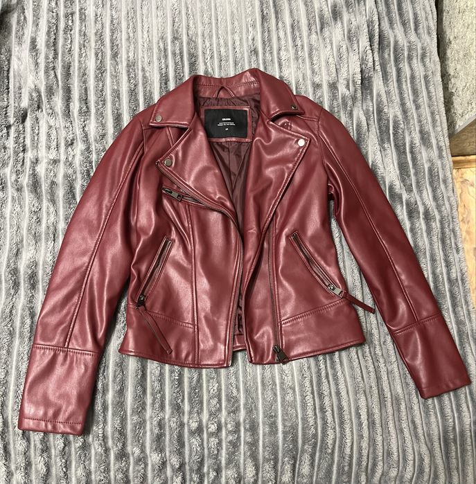 Кожаная куртка кроп