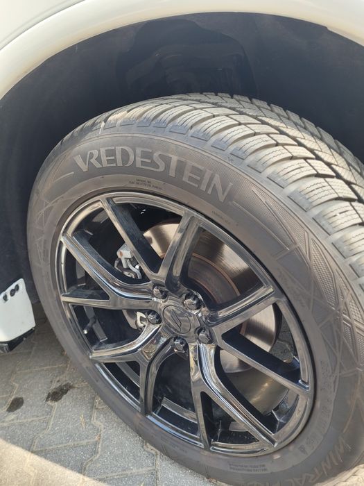 Sprzedam Dodge Durango.
