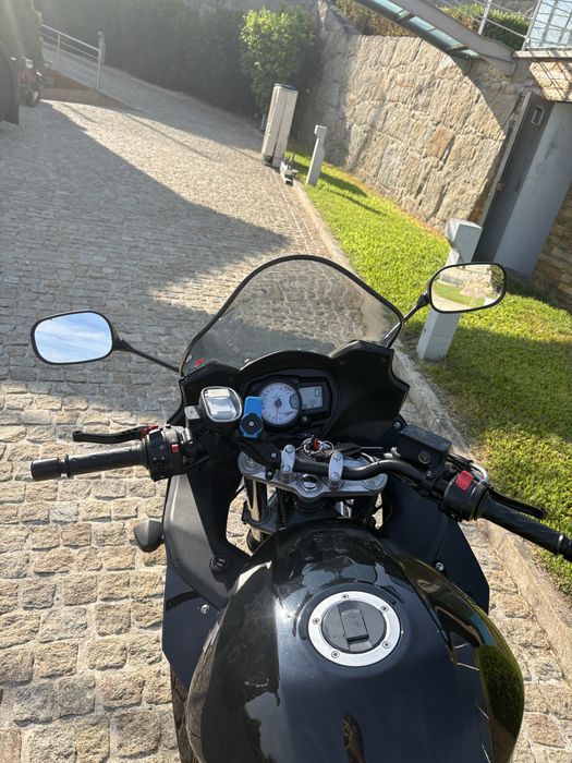 GSX 650 F Suzuki [25kw de livrete] Akrapovic