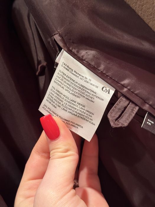 Пальто фірми C&A