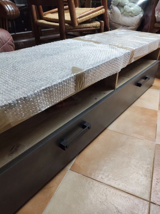 Móvel de televisão como novo
