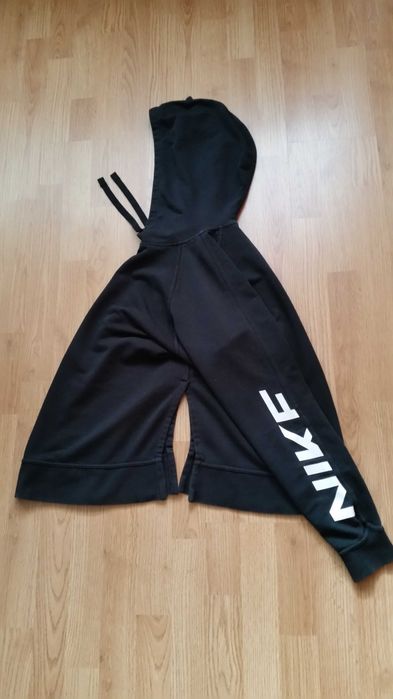 Bluza Nike Get Fit Women’s Pullover Graphic Training Hoodie Overside