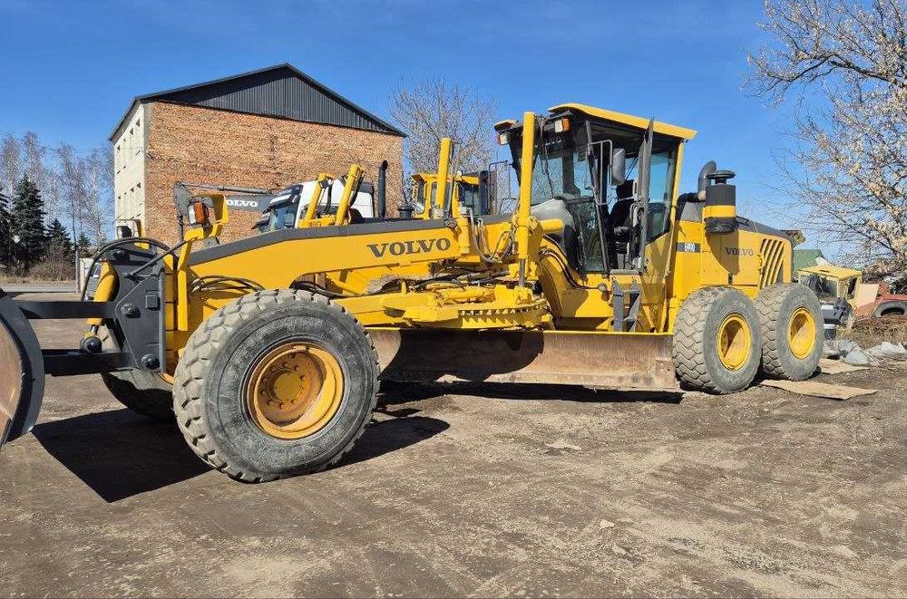 Автогрейдер VOLVO G 990