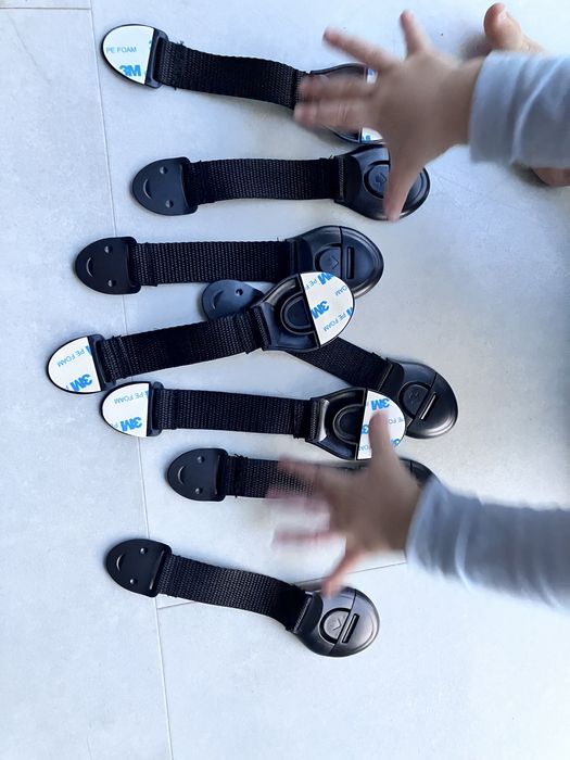 Blokada do szafek przed dziećmi 8 sztuk