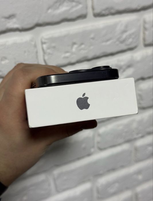 Продам Iphone 15 pro max