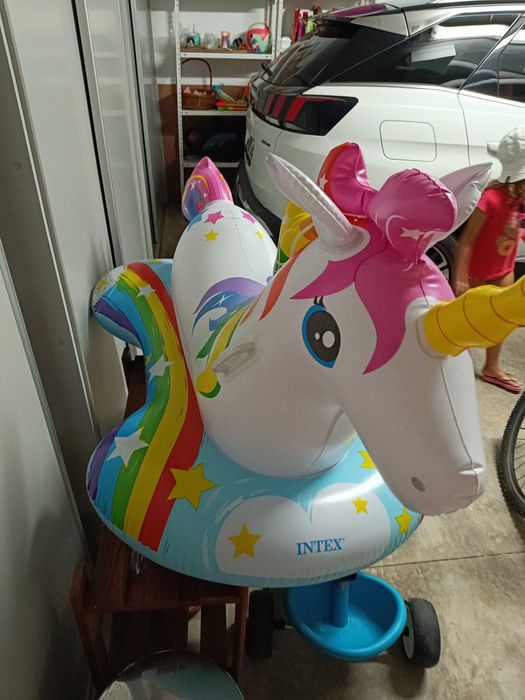 Insuflável UNICÓRNIO grande - bóia