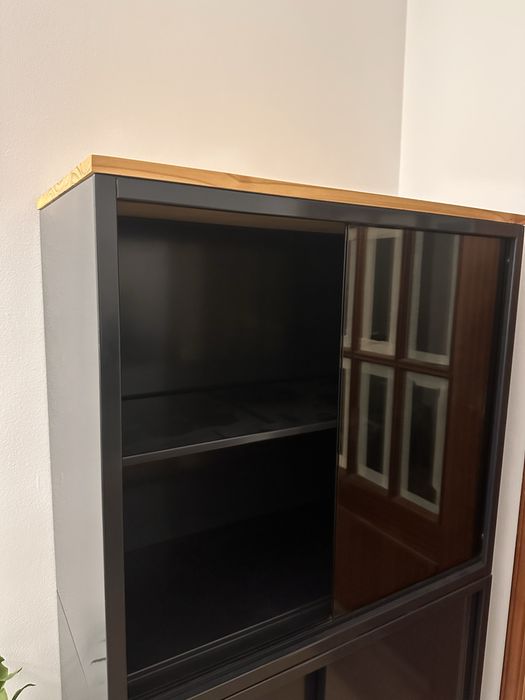 Movel de sala com vidro