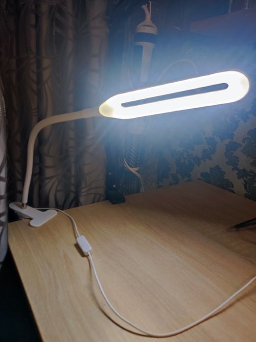 Настільна лампа від Usb адаптера