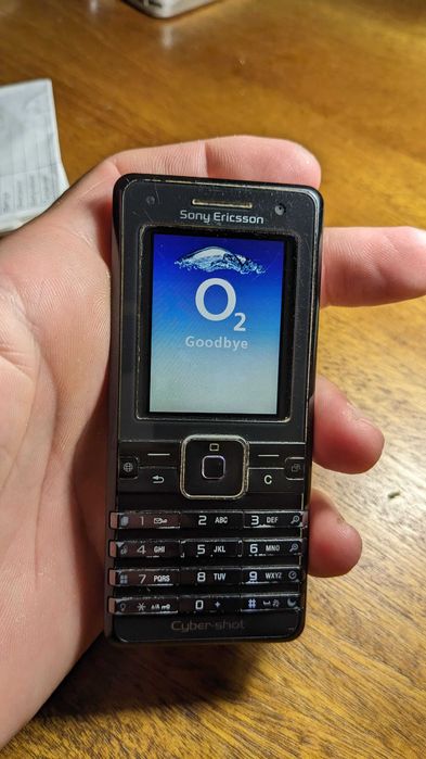 Sony Ericsson K770i cyber-shot