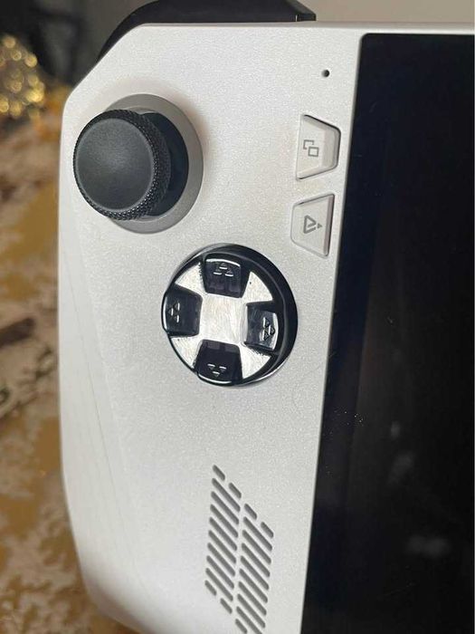 ASUS ROG Ally RC71L-NH001W – Edição Z1 Extreme