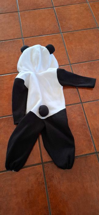 Fato/macacão de Panda para bebé – quentinho e ótimo estado