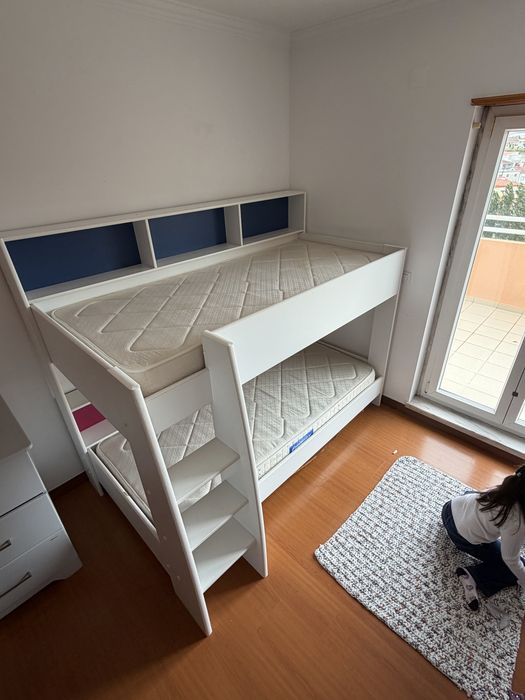 Beliche Infantil com Arrumação e Colchões Incluídos