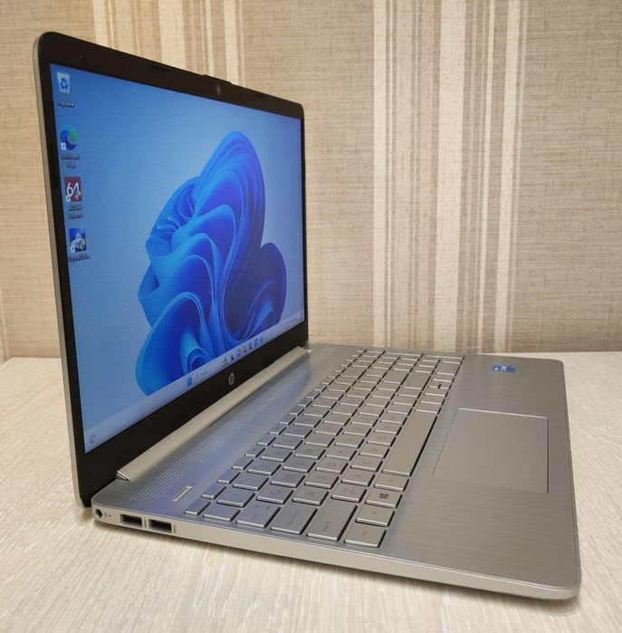 Ноутбук HP 15,6", Core i3-1115G4, 8GB DDR4, 256Gb SSD