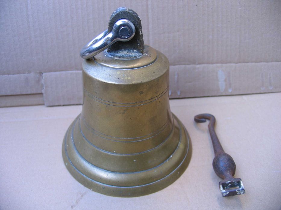 Dzwon dzwonek stary mosiądz okrętowy jachtowy ( waga 2 kg )